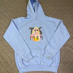 Taylor Swift The Eras Tour 1989 Light Blue Hoodie with front and back print SZ M